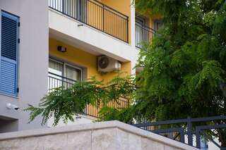 Апарт-отели Apart Hotel M.S. KATUNJANIN Игало Апартаменты с 3 спальнями-12