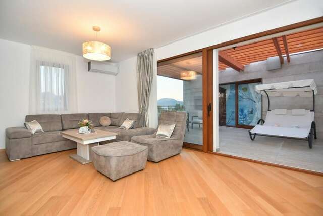 Апарт-отели Apart Hotel M.S. KATUNJANIN Игало-81